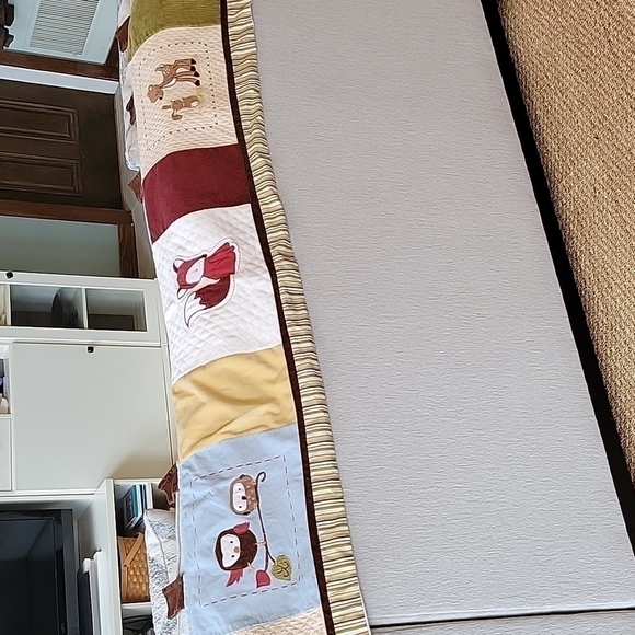 EDDIE BAUER childs curtain valance. 56" long 12 " wide. Very cute!! - Picture 5 of 7